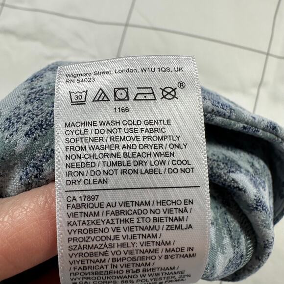 Athleta Leggings Womens Small Petite Blue Elation Textured 7/8 Meadow Snowfall - Picture 6 of 11